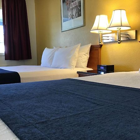 Travelodge By Wyndham Pendleton Or Exterior photo