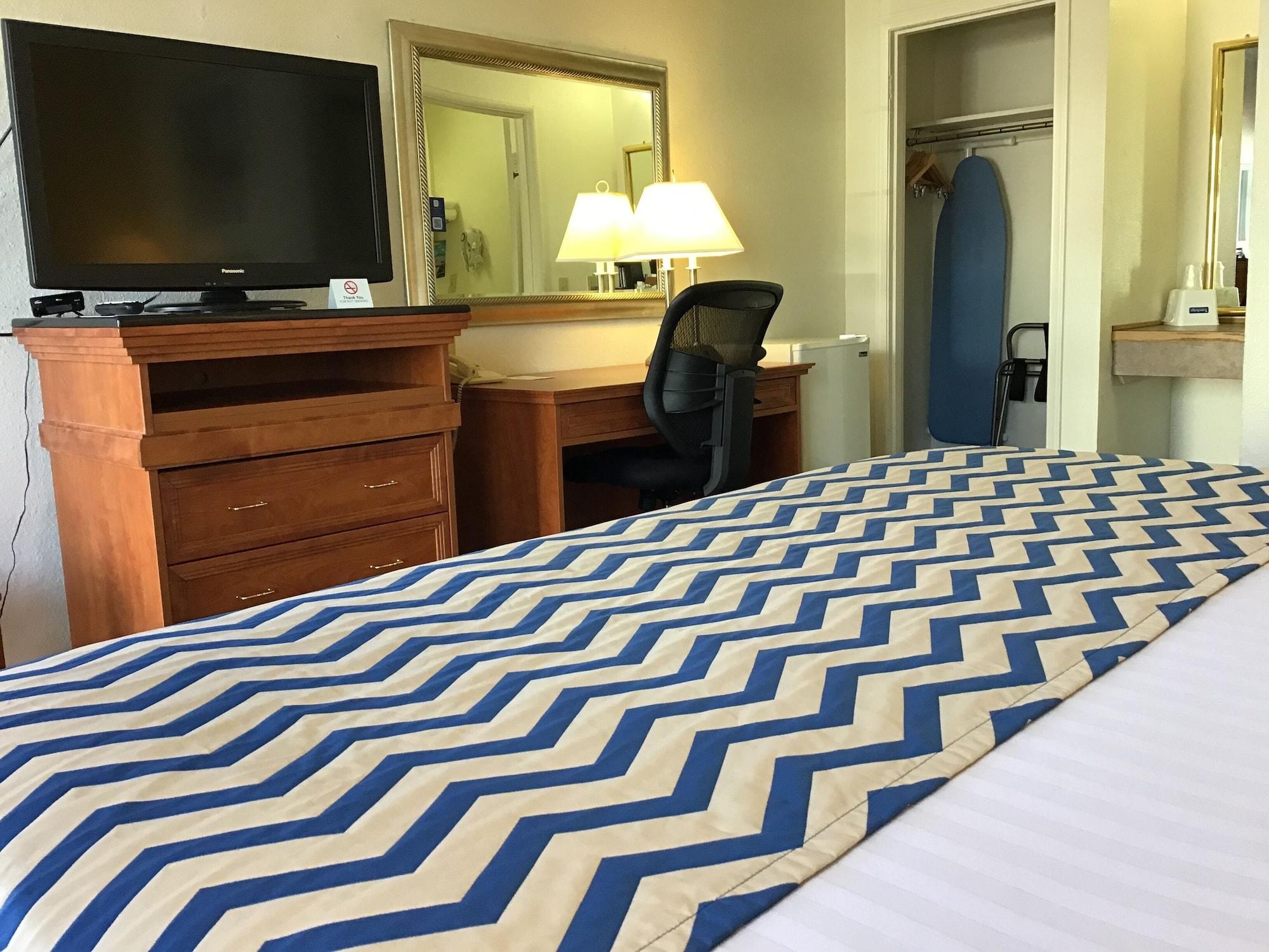 Travelodge By Wyndham Pendleton Or Exterior photo