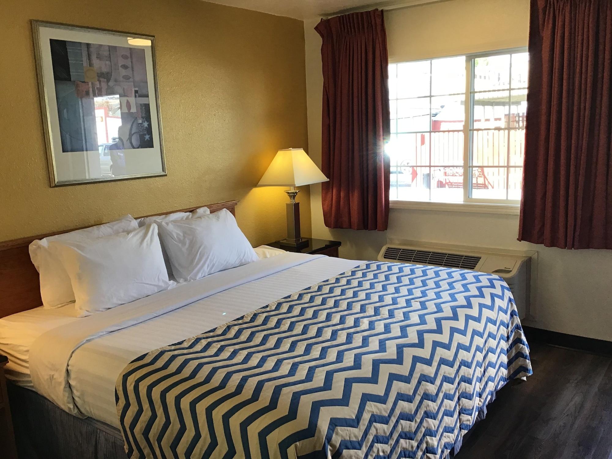 Travelodge By Wyndham Pendleton Or Exterior photo