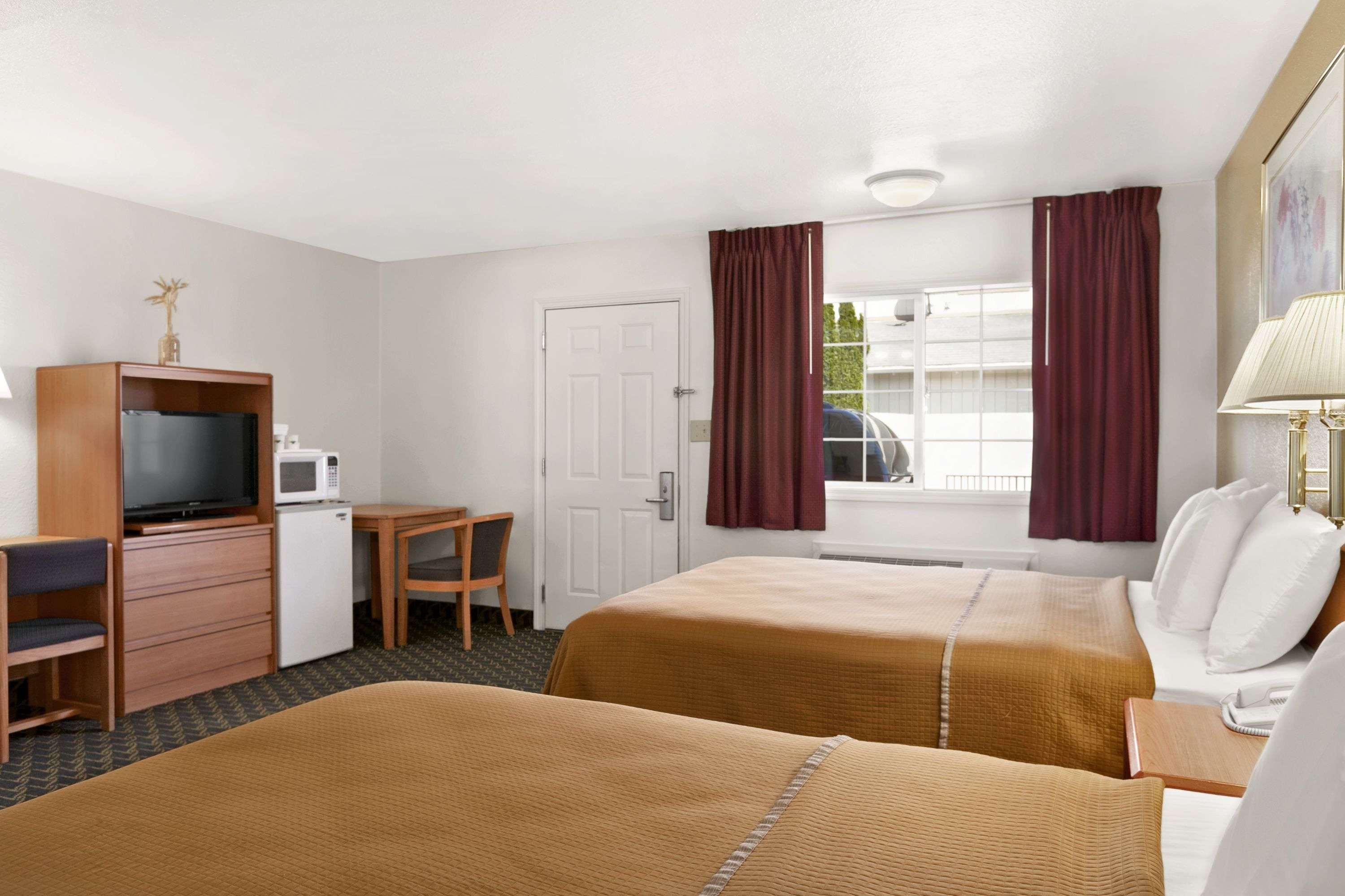 Travelodge By Wyndham Pendleton Or Exterior photo